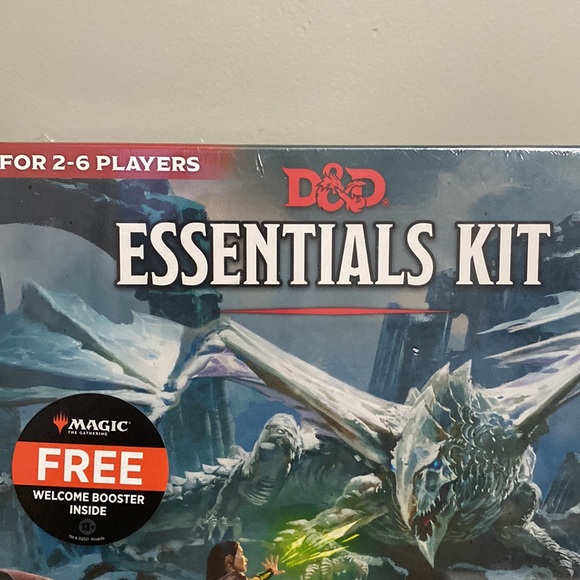 D&D Essentials Kit Dungeons & Dragons game New! - Picture 2 of 7